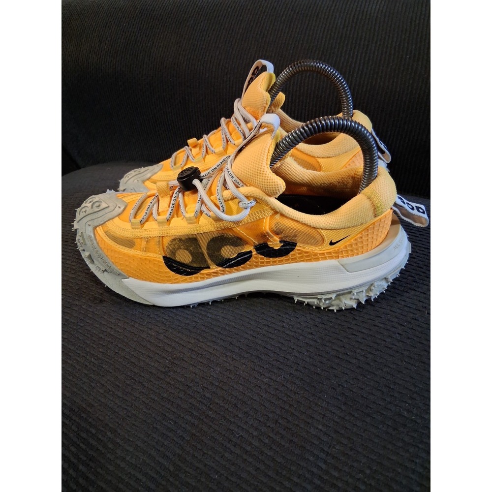 Nike ACG Mountain Fly 2 Low Laser Orange Trail Sneakers Men Size 4 Womens 5.5